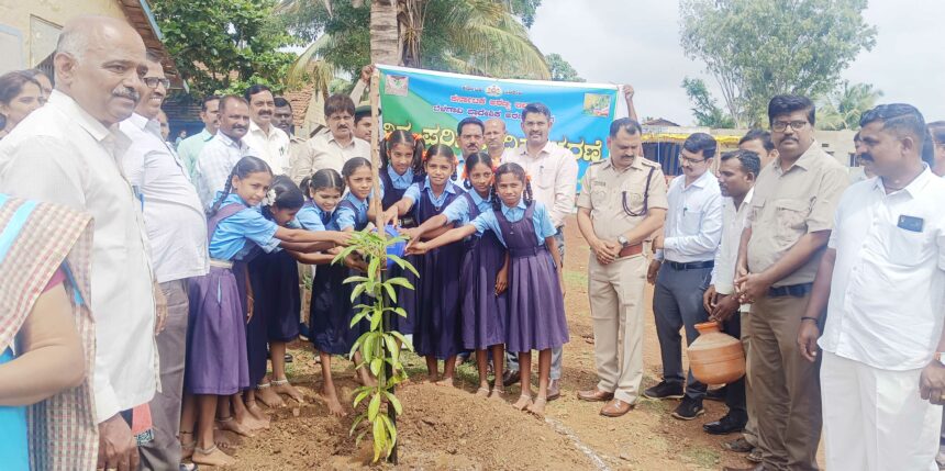 ವಿದ್ಯಾರ್ಥಿಗಳಿoದ- ಪರಿಸರ ಉಳಿಸಿ ಬೆಳೆಸುವ ಕಾರ್ಯ ಆಗಬೇಕು : ಶಾಸಕ ಬಾಬಾಸಾಹೇಬ ಪಾಟೀಲ