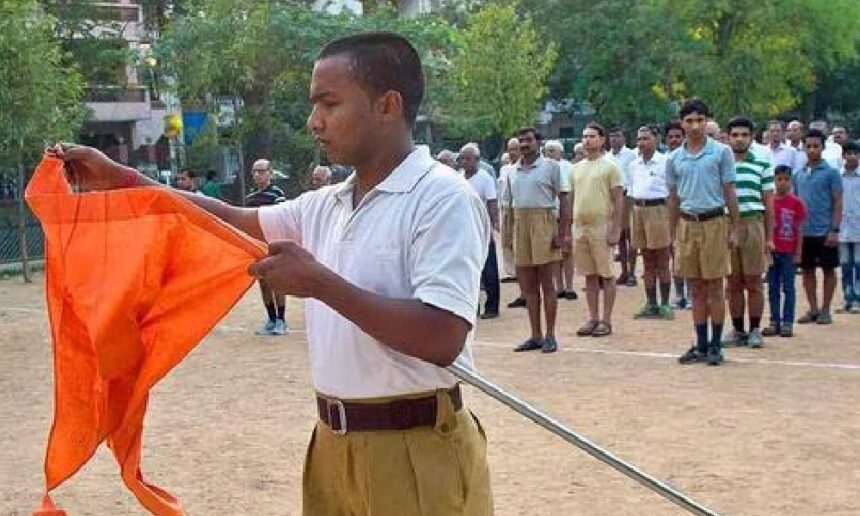 ಸರ್ಕಾರಿ ನೌಕರರು ಆರ್‌ಎಸ್‌ಎಸ್ ಸೇರಬಹುದು; ಇಂದಿರಾ ಗಾಂಧಿ ನಿಷೇಧಿತ ಸೂಚನೆ ರದ್ದು