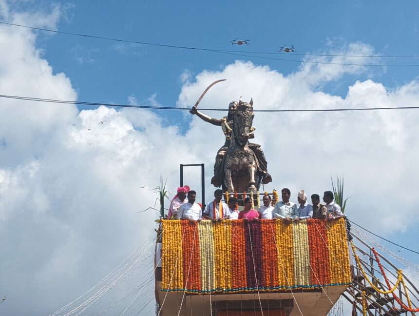 ಸಡಗರ ಸಂಭ್ರಮದಿಂದ ಕಿತ್ತೂರು ಉತ್ಸವಕ್ಕೆ ಚಾಲನೆ