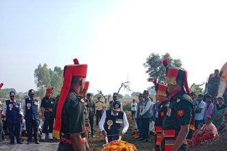 ಯೋಧ ಚನ್ನಬಸಪ್ಪ ಮುಳ್ಳಗಸಿ ನಿಧನ: ಸರ್ಕಾರಿ, ಮಿಲಿಟರಿ ಗೌರವದೊಂದಿಗೆ ಅಂತಿಮ ಸಂಸ್ಕಾರ