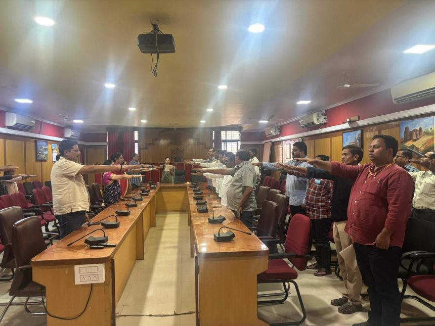 ರಾಷ್ಟಿçÃಯ ಐಕ್ಯತಾ ಸಪ್ತಾಹ ದಿನಾಚರಣೆ ನಿಮಿತ್ತ ಪ್ರಮಾಣ ವಚನ ಸ್ವೀಕಾರ