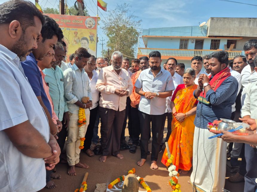 3.50 ಕೋಟಿ ರೂ. ವೆಚ್ಚದ ಕಾಮಗಾರಿಗಳಿಗೆ ಚನ್ನರಾಜ ಹಟ್ಟಿಹೊಳಿ ಚಾಲನೆ