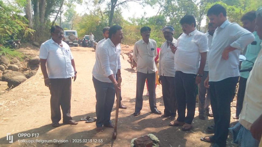 ರೈತರ ಭೂಮಿಗಳಿಗೆ ರಸ್ತೆ  ಸಂಪರ್ಕಕ್ಕೆ ಆದ್ಯತೆ:ಬಾಬಾಸಾಹೇಬ ಪಾಟೀಲ 