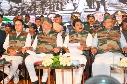 ಸೈನಿಕರು, ರೈತರು, ವೈದ್ಯರು, ಶಿಕ್ಷಕರು ತಂದೆ ತಾಯಿಯಷ್ಟೇ ಸ್ಮರಣೀಯರು: ಸಿ.ಎಂ ಸಿದ್ದರಾಮಯ್ಯ