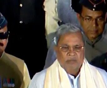 ಆರ್ಮಿ ಕ್ಯಾಂಟೀನ್​ಗಳಿಗೆ ಅಬಕಾರಿ ಸುಂಕ ಇಲ್ಲ: ಸಿದ್ದರಾಮಯ್ಯ