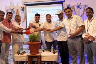 ಸಾಧಕರ ಜೀವನ ಮೌಲ್ಯಗಳು ವಿದ್ಯಾರ್ಥಿಗಳಿಗೆ ಅನುಕೂಲ: ಬಿ.ಎಸ್.ಮುಧೋಳೆ
