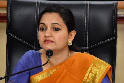 ಅಧಿಕಾರಿಗಳು ಕೇಂದ್ರ ಸ್ಥಾನ ಬಿಡದಂತೆ ಆದೇಶ
