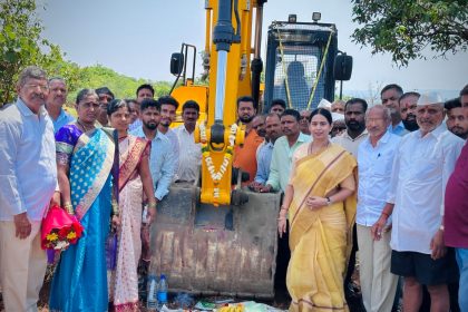 ಸಂಪರ್ಕ ರಸ್ತೆ ಕಾಮಗಾರಿಗೆ ಪೂಜೆ ಸಲ್ಲಿಸಿದ ಸಚಿವೆ ಲಕ್ಷ್ಮೀ ಹೆಬ್ಬಾಳಕರ್