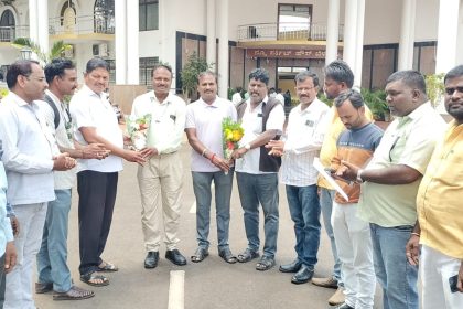 ಪತ್ರಕರ್ತರ ಧ್ವನಿ ಸಂಘಟನೆ ರಾಜಮಟ್ಟದ ಸಮ್ಮೇಳನಕ್ಕೆ ಕರಪತ್ರ ಬಿಡುಗಡೆ 