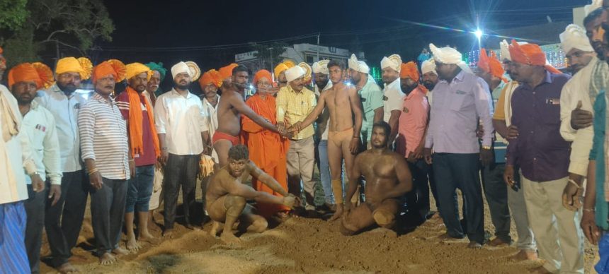ಕೃಷ್ಣ ಕೂಳ್ಳಾನಟ್ಟಿ ಅಭಿಮಾನಿ ಬಳಗ ವತಿಯಿಂದ,ರಾಜ್ಯ ಮಟ್ಟದ ಜಂಗಿ ನಿಖಾಲಿ ಕುಸ್ತಿ