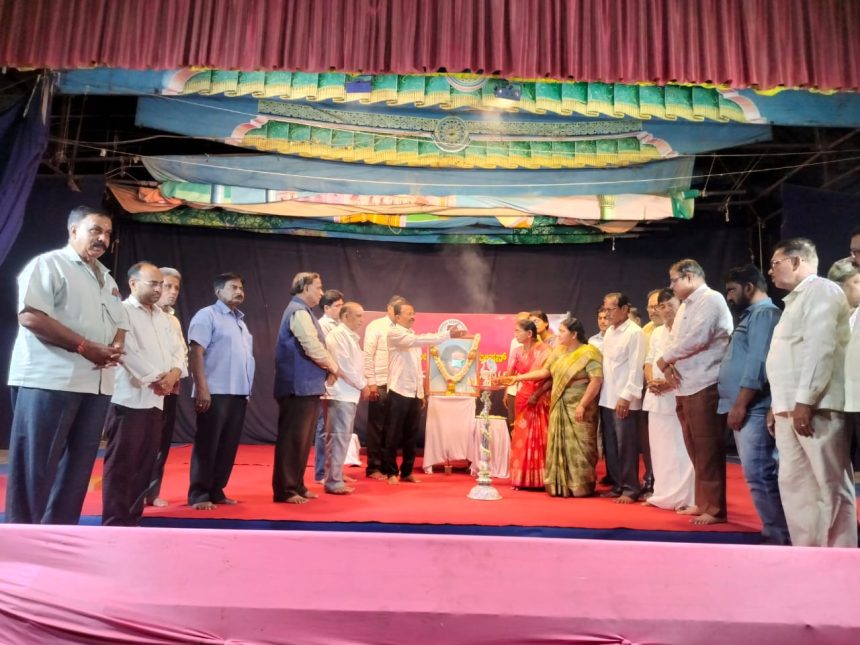 ನಾಟಕ, ಸಾಹಿತ್ಯ, ಗಮಕ ಕಲೆಯಿಂದಲೇ ಬಳ್ಳಾರಿ ಜಿಲ್ಲೆಗೆ ಕೀರ್ತಿ ತಂದ  ಡಾ.ಜೋಳದ ರಾಶಿ ದೊಡ್ಡನಗೌಡರು : ಎನ್ ಬಸವರಾಜ್
