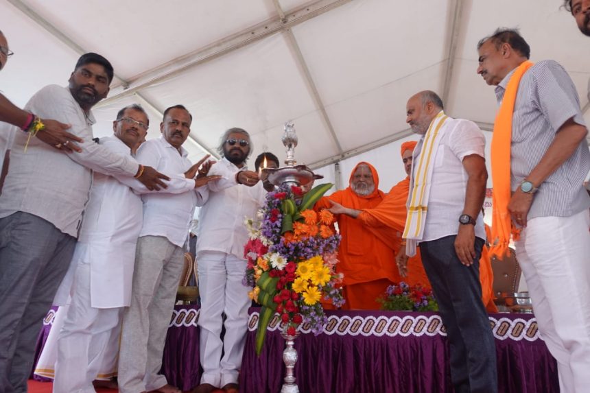 ಅನುಕರಣೆ ಸಲ್ಲ, ನಮ್ಮ ಪರಂಪರೆಯೇ ಎಲ್ಲ: ಈಶ್ವರ ಖಂಡ್ರೆ