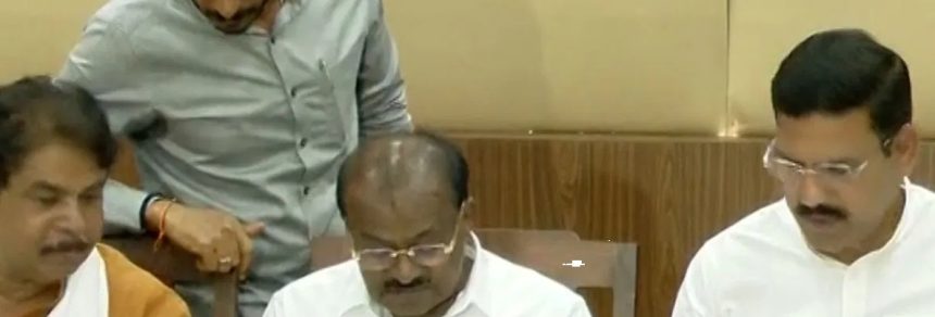 ಕಾಲ್ತುಳಿತ ಘಟನೆಯ ಪ್ರಮುಖ ಆರೋಪಿಗಳು  ಸಿದ್ದರಾಮಯ್ಯ ಹಾಗೂ ಡಿಕೆ ಶಿವಕುಮಾರ್: ವಿಜಯೇಂದ್ರ