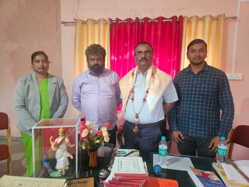 ವಿದ್ಯಾರ್ಥಿಗಳಿಗೆ ಪುಸ್ತಕದ ಜ್ಞಾನದ ಜೊತೆಗೆ ಶಿಸ್ತು, ಸಮಯ  ಅಗತ್ಯ: ಆರ್. ಎಸ್. ಸಿತಾರಾಮು