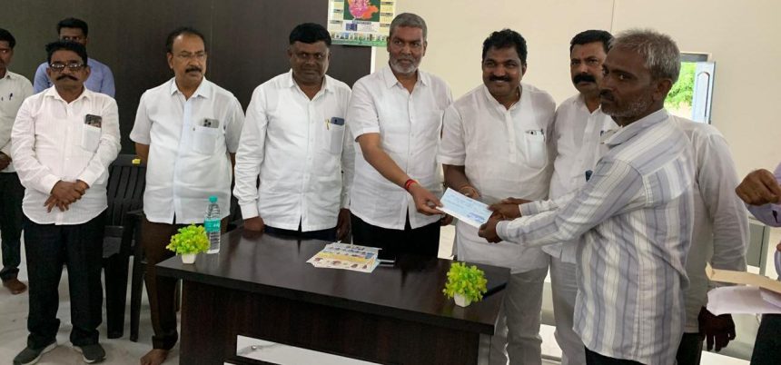 ರೈತರ ಆರ್ಥಿಕ ಅಭಿವೃದ್ಧಿಗೆ ನಂದಿನಿ ಅರ್ಬನ್ ಸೊಸೈಟಿಯನ್ನು ಸ್ಥಾಪಿಸಿರುವುದು ಶ್ಲಾಘನೀಯ