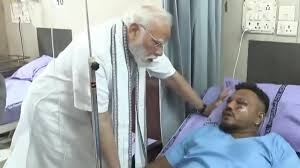 ಏರ್​ ಇಂಡಿಯಾ ವಿಮಾನ ದುರಂತ: ಪವಾಡ ಸದೃಶ ರೀತಿಯಲ್ಲಿ ಓರ್ವ ಪ್ರಯಾಣಿಕ ಬಚಾವ್