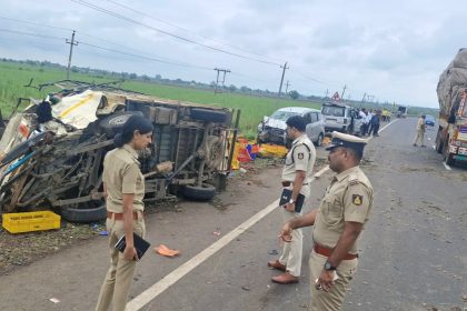 ತಡರಾತ್ರಿ ಅಥಣಿ ಹೊರವಲಯದಲ್ಲಿ ಸರಣಿ ಅಪಘಾತ, ಮೂರು ಜನ ಸಾವು