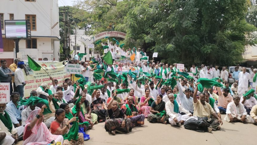 ಮಹಾದಾಯಿಗಾಗಿ ಮತ್ತೇ ಹೋರಾಟಕ್ಕೆ ಇಳಿದ ರೈತರು
