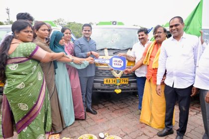 ಕಸ ವಿಲೇವಾರಿ ವಾಹನಗಳ ಲೋಕಾರ್ಪಣೆ, ವಿವಿಧ ಕಾಮಗಾರಿಗಳಿಗೆ ಚಾಲನೆ ನೀಡಿದ ಶಾಸಕ ನಾರಾ ಭರತ್ ರೆಡ್ಡಿ