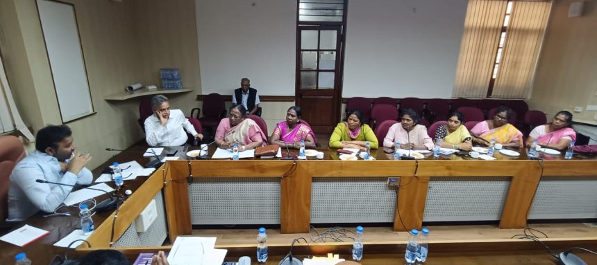 ಕಾರ್ಖಾನೆಗಳ ಕಾರ್ಮಿಕರ ಸಮಸ್ಯೆಗಳ ಕುರಿತು ಚರ್ಚೆ: ಸಚಿವ ಸಂತೋಷ್‌ ಲಾಡ್ ಸಭೆ 