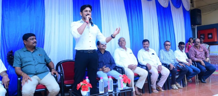 ಯಾವುದಾದರೂ ವಿಷಯದಲ್ಲಿ ಪರಿಣಿತಿ ಪಡೆದು ಉತ್ತಮ ನಾಗರೀಕರಾಗಿ: ನಟ ಅಜೇಯ ರಾವ್”