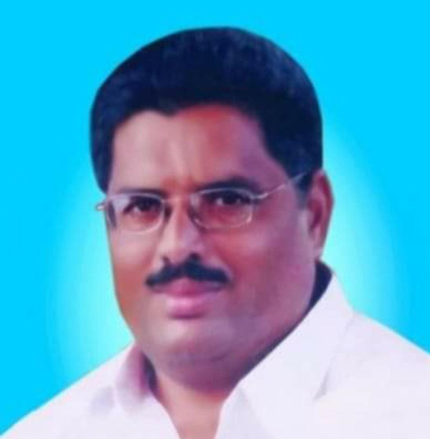 ಬಡವ, ಬಲಿದರ ಒಡನಾಡಿ, ಸಹಕಾರಿ ಧುರೀಣ ಎಸ್.ಎಫ್. ದೊಡಗೌಡರ.