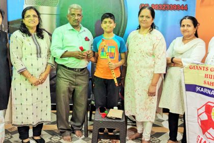 ಕೋಳಲು ವಾದನದಲ್ಲಿ ಸಾಧನೆ: ಸಿದ್ದಾರ್ಥ ಹಬೀಬಗೆ ಜೈಂಟ್ಸ ಗ್ರುಪ್ ಆಫ್ ಹುಬ್ಬಳ್ಳಿ ಸಹೇಲಿ ಸನ್ಮಾನ