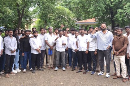 ಕಾಂಗ್ರೆಸ್ ಪದಾಧಿಕಾರಿಗಳ ಸಭೆಯ ಮಾಹಿತಿ ಸವದಿಯವರಿಗೆ ಕೊಟ್ಟಿಲ್ಲ: ಕಾರ್ಯಕರ್ತರು ಸಭೆಗೆ ಅಡತಡೆ