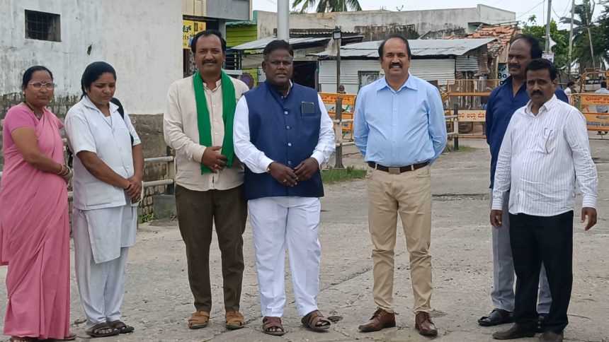 ಸಾಂಕ್ರಾಮಿಕ ರೋಗಗಳು ಹರಡದಂತೆ ಎಚ್ಚರಿಕೆ ವಹಿಸಿ: ಡಿಹೆಚ್‌ಓ ಡಾ.ಯಲ್ಲಾ ರಮೇಶ್ ಬಾಬು