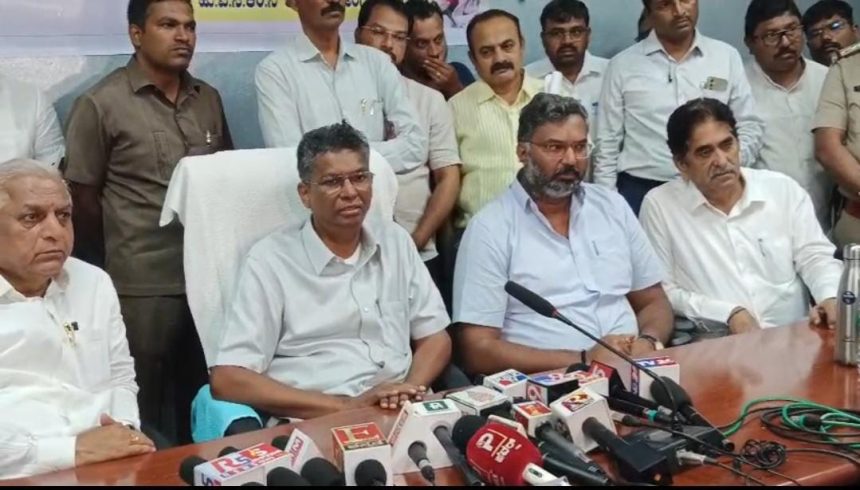 ಶಾಸಕರ ನಮ್ಮ ನಡುವೆ ಭಿನ್ನಾಭಿಪ್ರಾಯವಿಲ್ಲ: ಸಚಿವ ಸತೀಶ್‌ ಜಾರಕಿಹೊಳಿ