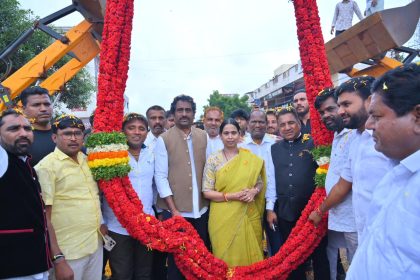 ಹೆಬ್ಬಾಳ್ಕರ್‌ ಸ್ವಾಗತಿಸಿದ ಕಾಂಗ್ರೆಸ್‌ ಕಾರ್ಯಕರ್ತರು