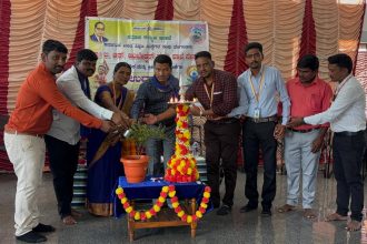 ವ್ಯಾಸಂಗ ಸಮಯದಲ್ಲಿ ವಿದ್ಯಾರ್ಥಿಗಳು ಗುರಿ ಇಟ್ಟುಕೊಳ್ಳಿ: ರವೀಂದ್ರ ಗಡಾದಿ