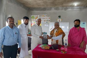 ಸಿದ್ದು ಸವದಿ ಶಿಕ್ಷಣ ಸಂಸ್ಥೆ ಗ್ರಾಮೀಣ ವಿದ್ಯಾರ್ಥಿಗಳಿಗೆ ವರದಾನ: ಮಹಾವೀರ ಪ್ರಭುಗಳು