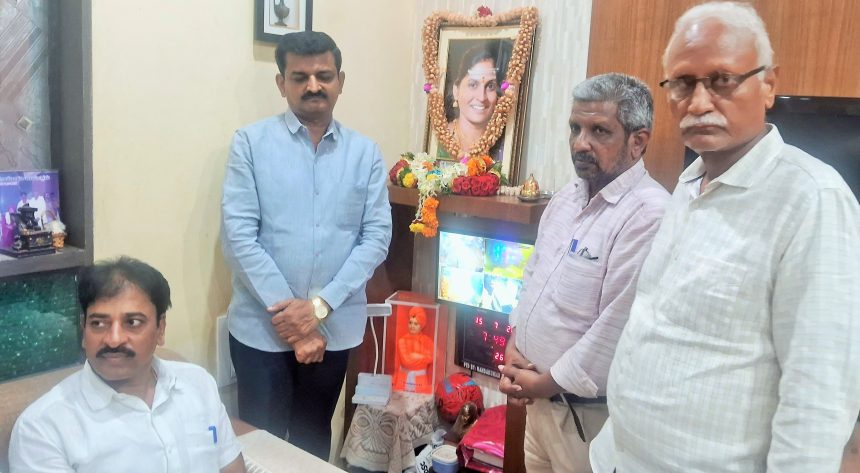 ಪಂಚಮಸಾಲಿ ಸಮಾಜ ಟ್ರಸ್ಟನ ಕಾರ್ಯಾಧ್ಯಕ್ಷ ರಾಜಶೇಖರ ಪತ್ನಿ ಪೂಜಾ ರಾಜಶೇಖರ ನಿಧನ; ಭಾವ ಪೂರ್ಣ ಶ್ರದ್ಧಾಂಜಲಿ