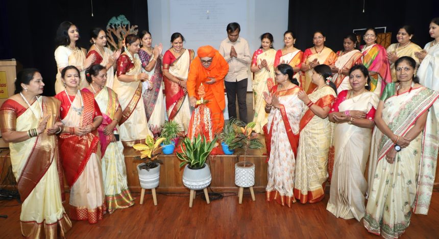  ಯಶಸ್ಸಿಗೆ ಗುರುವಿನ ಮಾರ್ಗದರ್ಶನ ಅಗತ್ಯ: ಶ್ರೀ ಗುರುಸಿದ್ಧ ಮಹಾಸ್ವಾಮಿಗಳು