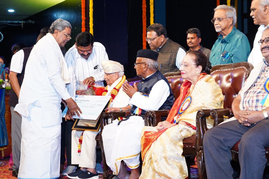 ನಮ್ಮ ಸರ್ಕಾರ ಸದಾ ಕನ್ನಡದ ಸಾಹಿತ್ಯ, ಸಂಸ್ಕೃತಿಯ ಪರವಾಗಿ ಕೆಲಸ ಮಾಡುತ್ತದೆ: ಸಿ.ಎಂ.ಸಿದ್ದರಾಮಯ್ಯ