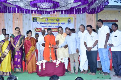 “ರೈತರು ನಿಗದಿತ ಅವಧಿಯೊಳಗೆ ಸಾಲ ಮರುಪಾವತಿಸಬೇಕು”
