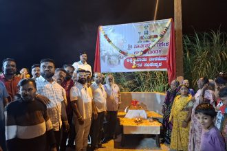 ಡಿ.ಫಾರ್ಮಿಸಿ ಕಾಲೇಜಿನ ಹಿಂಭಾಗದಲ್ಲಿ ನೂತನವಾಗಿ ಲಕ್ಷ್ಮಿಬಾಯಿ ತಾಳಿಕೋಟಿ ನಾಮ ಫಲಕಕ್ಕೆ ಚಾಲನೆ
