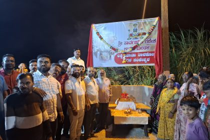 ಡಿ.ಫಾರ್ಮಿಸಿ ಕಾಲೇಜಿನ ಹಿಂಭಾಗದಲ್ಲಿ ನೂತನವಾಗಿ ಲಕ್ಷ್ಮಿಬಾಯಿ ತಾಳಿಕೋಟಿ ನಾಮ ಫಲಕಕ್ಕೆ ಚಾಲನೆ