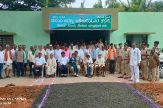 ನೇಸರಗಿ ವಲಯ ಅರಣ್ಯ ಅಧಿಕಾರಿಗಳ ಕಚೇರಿಯಲ್ಲಿ ಸ್ವಾತಂತ್ರೋತ್ಸವ ಆಚರಣೆ.