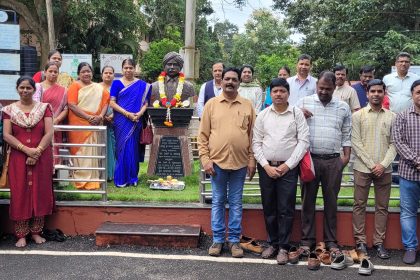 ಕರ್ನಾಟಕ ಕಾಲೇಜು ದೇಶದಲ್ಲೇ ಒಂದು ಶ್ರೇಷ್ಠ ಶಿಕ್ಷಣ ಸಂಸ್ಥೆ: ಡಾ. ಆಯ್.ಸಿ.ಮುಳಗುಂದ