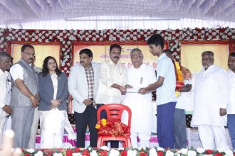 ವಿದ್ಯಾರ್ಥಿ ಮೋಕಲಾಜಿಗೆ ರೂ ಹತ್ತು ಸಾವಿರ ಬಹುಮಾನ