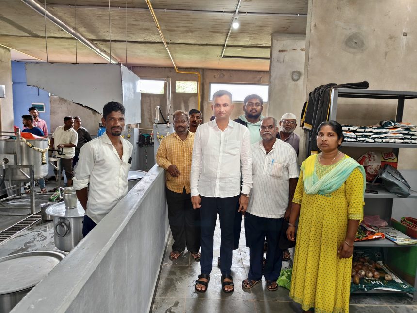 ಜನ ಸಾಮಾನ್ಯರೂ ಇಂದಿರಾ ಕ್ಯಾಂಟಿನ್ ಸೌಲಭ್ಯ ಪಡೆಯುವಂತಾಗಲಿ  : ಲಕ್ಕಣ್ಣ ಸವಸುದ್ದಿ