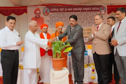ಶರಣರು ಸಮಾಜ ಅರೋಗ್ಯದಿಂದ ಇರಲು ಸಾಕಷ್ಟು ಶ್ರಮಿಸಿದ್ದಾರೆ : ನ್ಯಾ. ಜಿ.ಎ.ಮೂಲಿಮನಿ