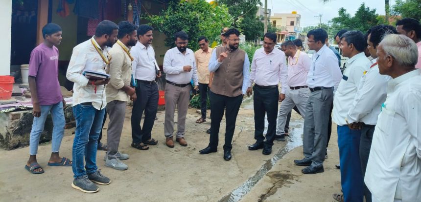 ಜಲ ಜೀವನ ಮಿಷನ್ ಯೋಜನೆಯಡಿ ಬಾಕಿ ಉಳಿದ ಕಾಮಗಾರಿಗಳನ್ನು ಅತೀ ಶೀಘ್ರ ಪೂರ್ಣಗೊಳಿಸಿ : ಶಿಂಧೆ ಜಲ ಜೀವನ ಮಿಷನ್ ಯೋಜನೆಯಡಿ ಬಾಕಿ ಉಳಿದ ಕಾಮಗಾರಿಗಳನ್ನು ಅತೀ ಶೀಘ್ರ ಪೂರ್ಣಗೊಳಿಸಿ : ಶಿಂಧೆ