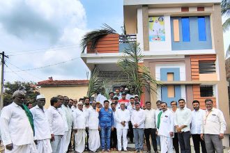 ಖಾನಟ್ಟಿ ಗ್ರಾಮದಲಿ ಗುರುಭವನ ಉದ್ಘಾಟಿಸಿದ ಸಂಸದ ಈರಣ್ಣ ಕಡಾಡಿ