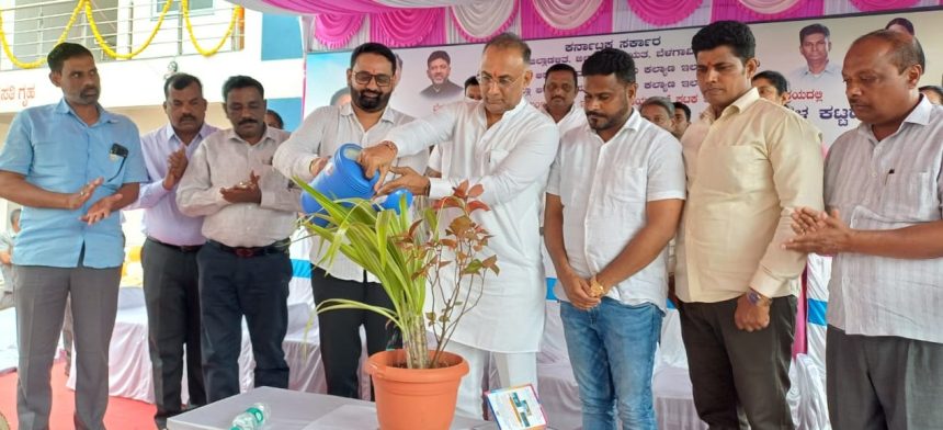 ಹುಕ್ಕೇರಿಯಲ್ಲಿ ಶೀಘ್ರದಲ್ಲಿ ತಾಯಿ ಮಗು ಆಸ್ಪತ್ರೆ ಮಂಜೂರ ; ಆರೋಗ್ಯ ಸಚಿವ ದಿನೇಶ ಗುಂಡೂರಾವ್