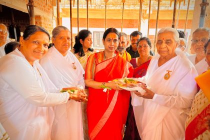 ಎಲ್ಲರನ್ನೂ ಜೊತೆಯಲ್ಲಿ ಕರೆದುಕೊಂಡು ಆರೋಗ್ಯಕರ ರಾಜಕಾರಣ ಮಾಡುತ್ತಿದ್ದೇನೆ: ಸಚಿವೆ ಲಕ್ಷ್ಮೀ ಹೆಬ್ಬಾಳಕರ್