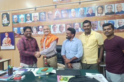 ಡಯಟ್ ಪ್ರಾಂಶುಪಾಲ ಜೆ.ಎಂ ತಿಪ್ಪೆಸ್ವಾಮಿ ಅವರಿಗೆ ಡಯಟ್ ಹಳೆಯ ವಿದ್ಯಾರ್ಥಿಗಳಿಂದ ಸನ್ಮಾನ