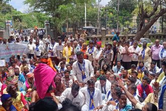 ಅಲೆಮಾರಿ ಸಮುದಾಯಗಳಿಗೆ 1% ಮೀಸಲಾತಿ ನಿಗದಿಗೊಳಿಸಲು ಬೃಹತ್ ಪ್ರತಿಭಟನೆ